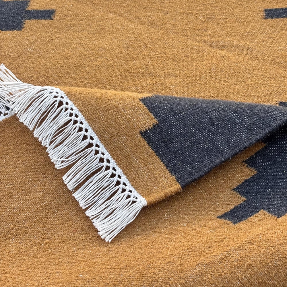 Handmade Multicolor Wool Vintage Dhurrie For Home